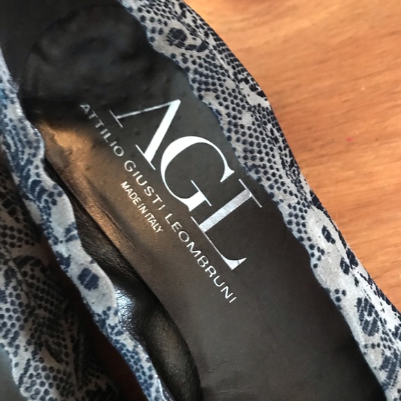 AGL Attilio Giusti Leombruni suede wedge pumps - Picture 6 of 9